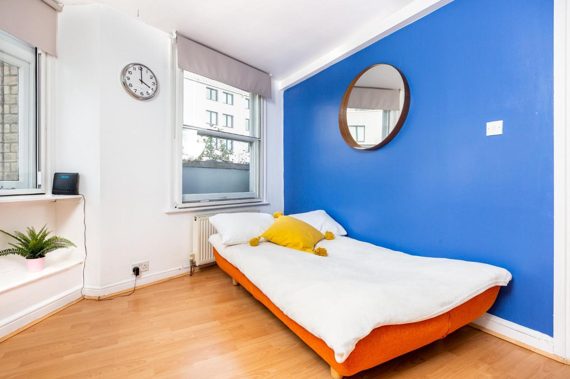 Apartments Are Located In The Heart Of Shoreditch Лондон Экстерьер фото