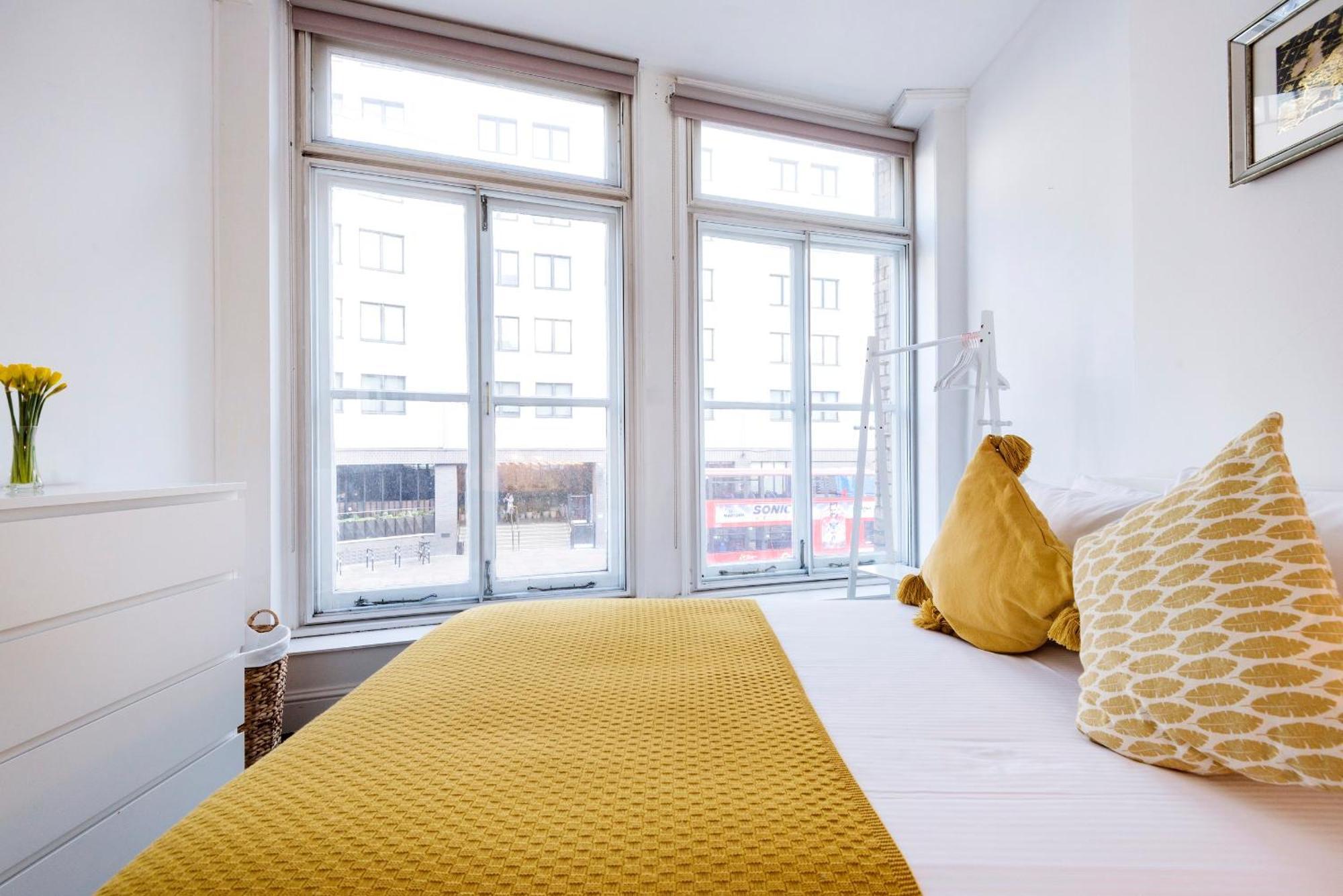 Apartments Are Located In The Heart Of Shoreditch Лондон Экстерьер фото