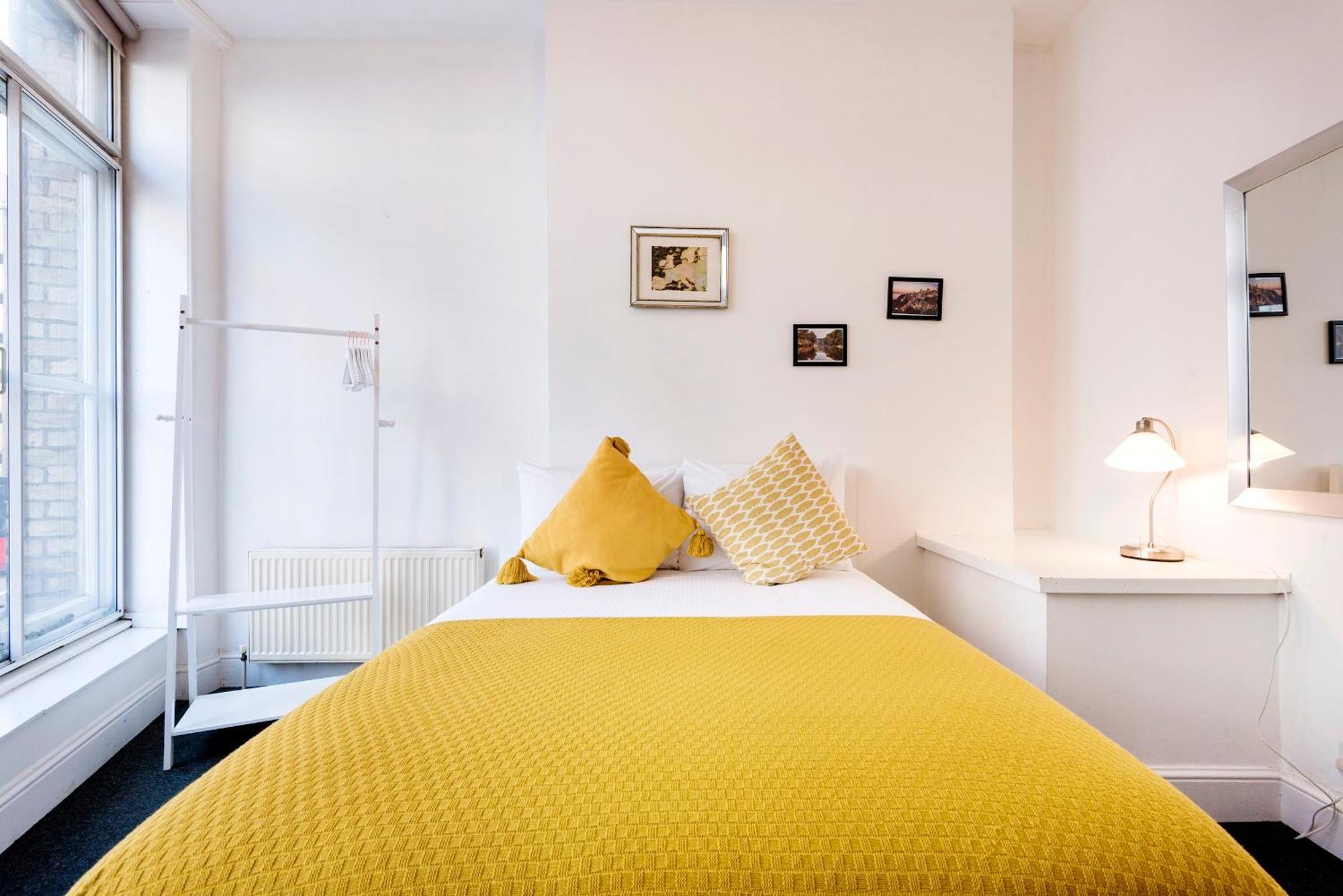 Apartments Are Located In The Heart Of Shoreditch Лондон Экстерьер фото