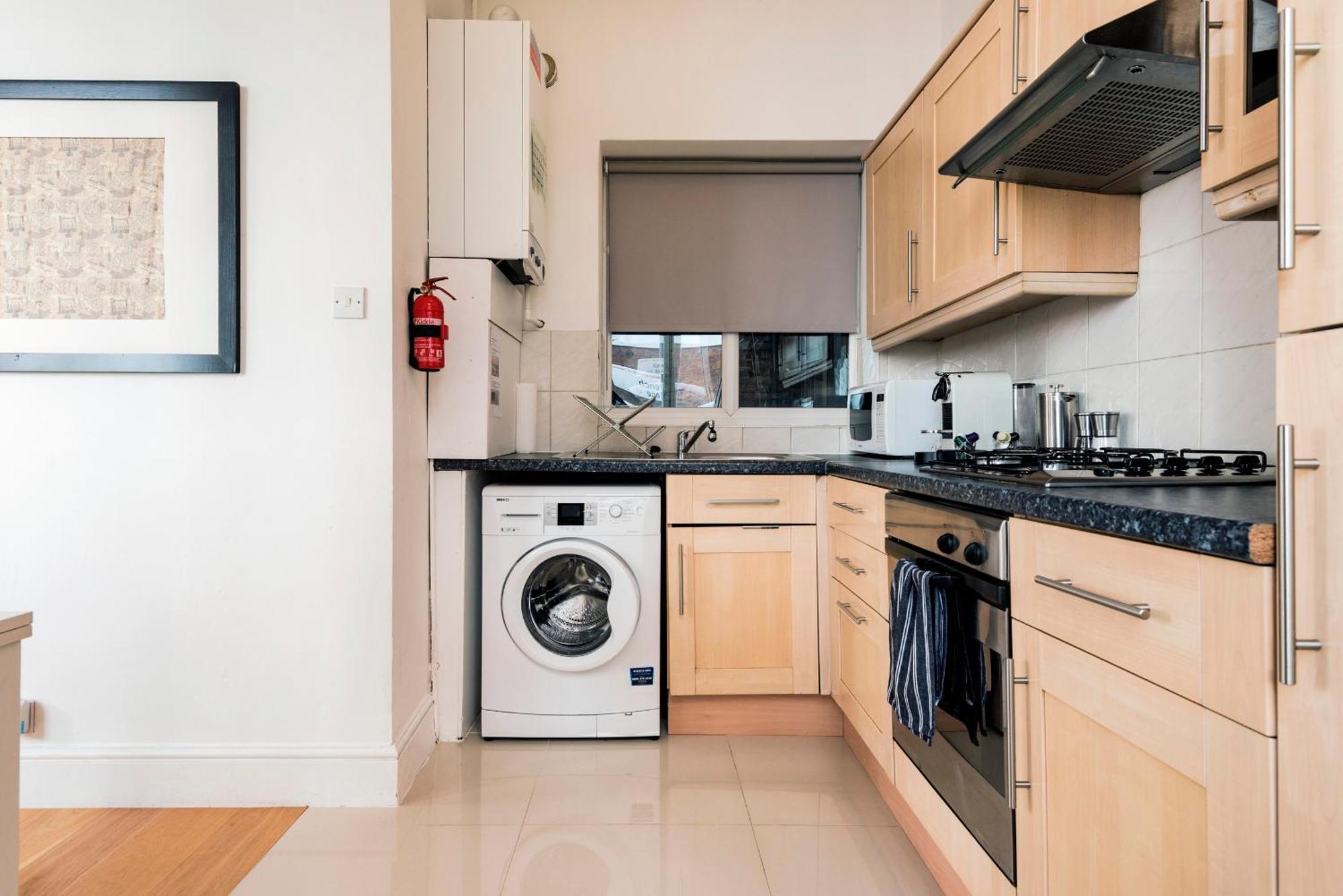 Apartments Are Located In The Heart Of Shoreditch Лондон Экстерьер фото