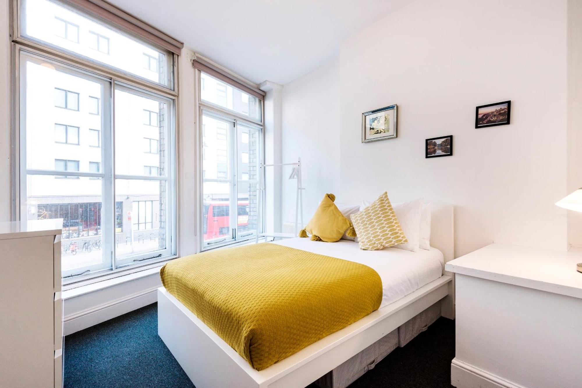 Apartments Are Located In The Heart Of Shoreditch Лондон Экстерьер фото